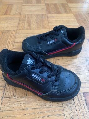adidas Kids Black Sneakers with Red Stripe